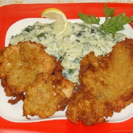 Borzaska cukkínifőzelékkel