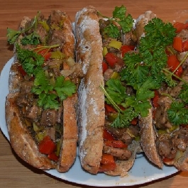 Sült húsos baguette