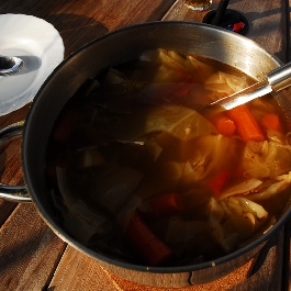 Slambuc káposztalevese