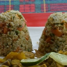 Sárgarépás quinoa