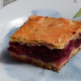 Meggyes pite