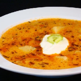 Tejfölös burgonyaleves