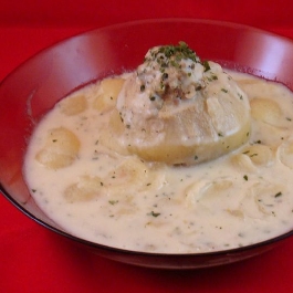 Töltött karalábé