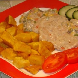 Zöldséges-tejszínes sertésborda