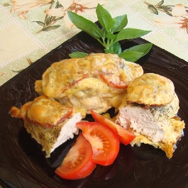 Bazsalikomos-paradicsomos csirkemell