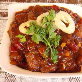 Csípős-édes birscsatni