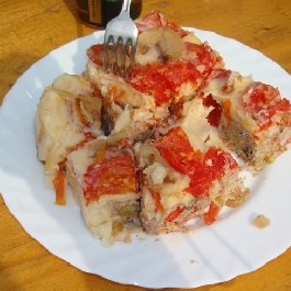 Paradicsomos húskenyér