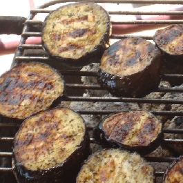 Grillezett padlizsán