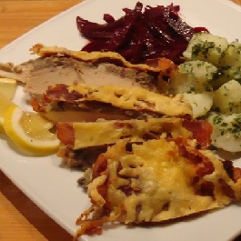 Gombával-májjal rakott csirkemell